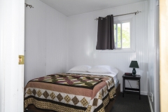 Cabin 1: 2 Bedroom/1 Bath Cabin on the water