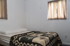 Cabin 3: 2 Bedroom/1 Bath Cabin